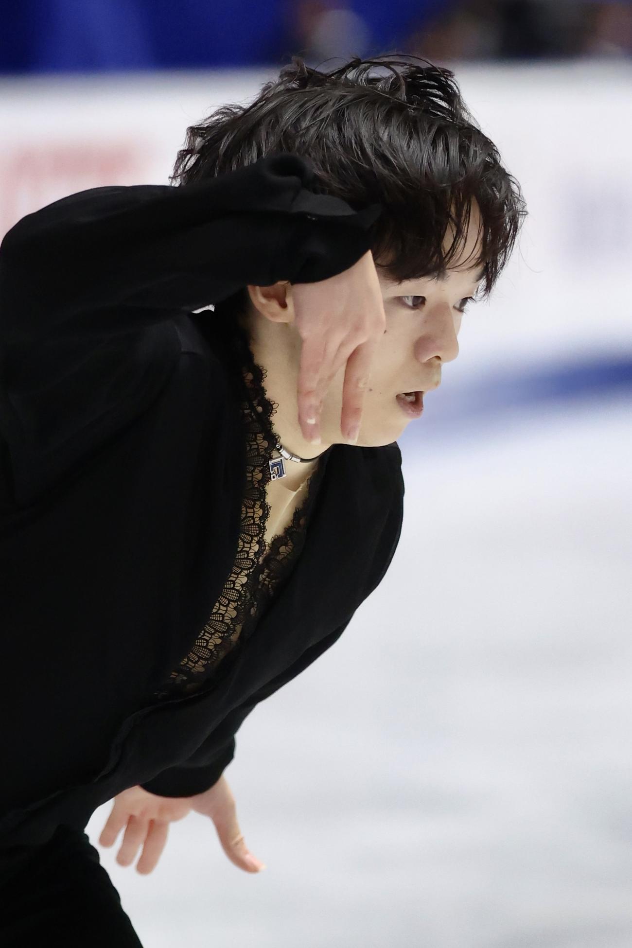 男子フリーで演技を披露する鍵山（撮影・河田真司）