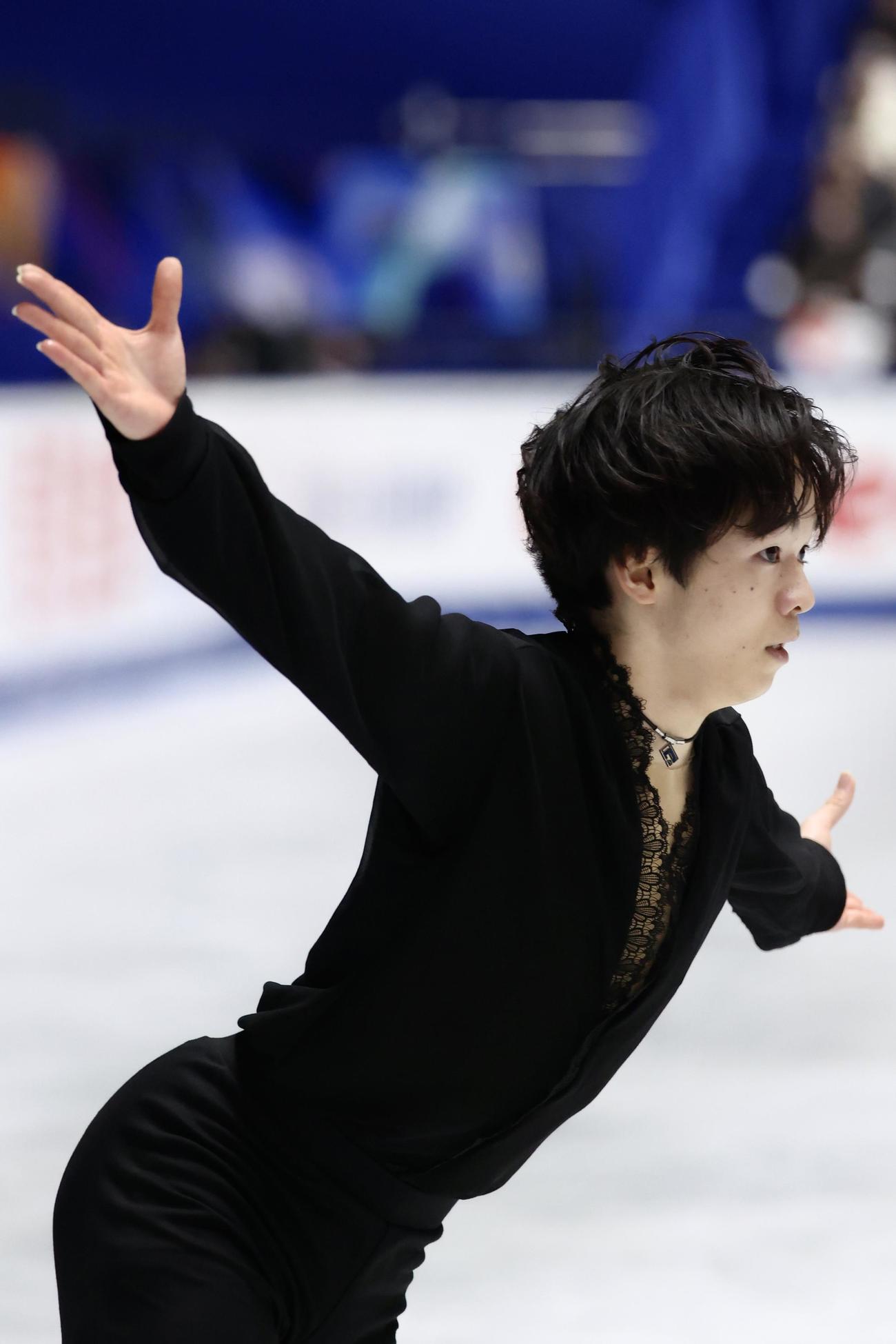男子フリーで演技を披露する鍵山（撮影・河田真司）