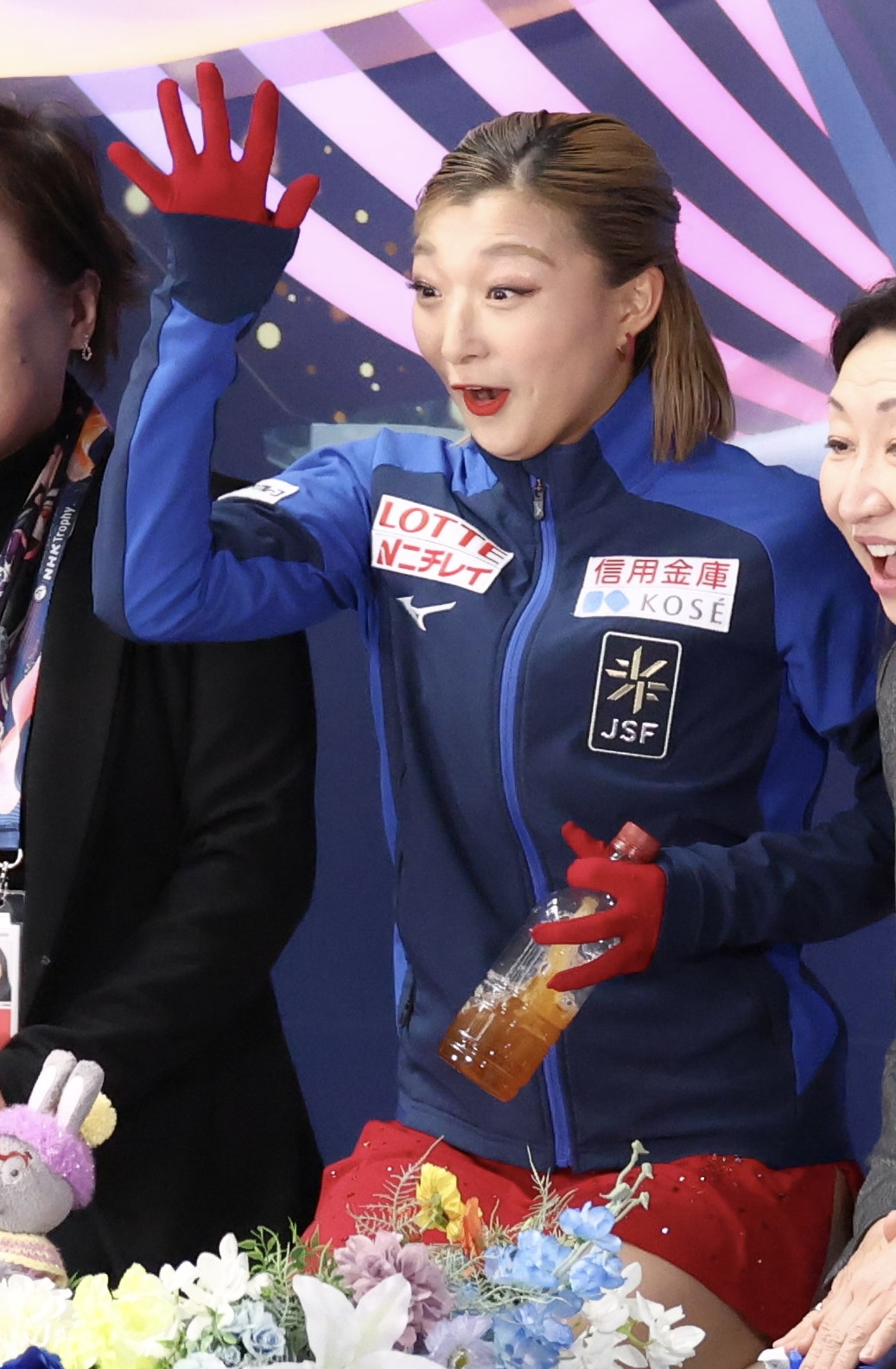 女子SP　演技後、得点がアナウンスされ、驚いた表情を見せる坂本（撮影・河田真司）