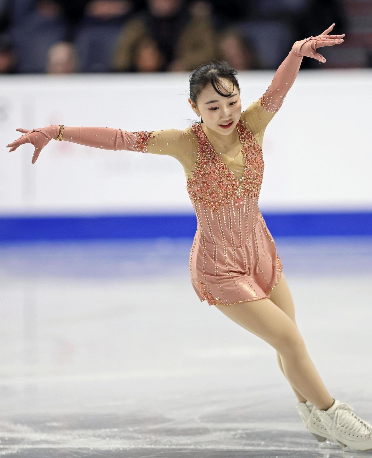 スケートカナダ女子SPの演技をする松生理乃（共同）