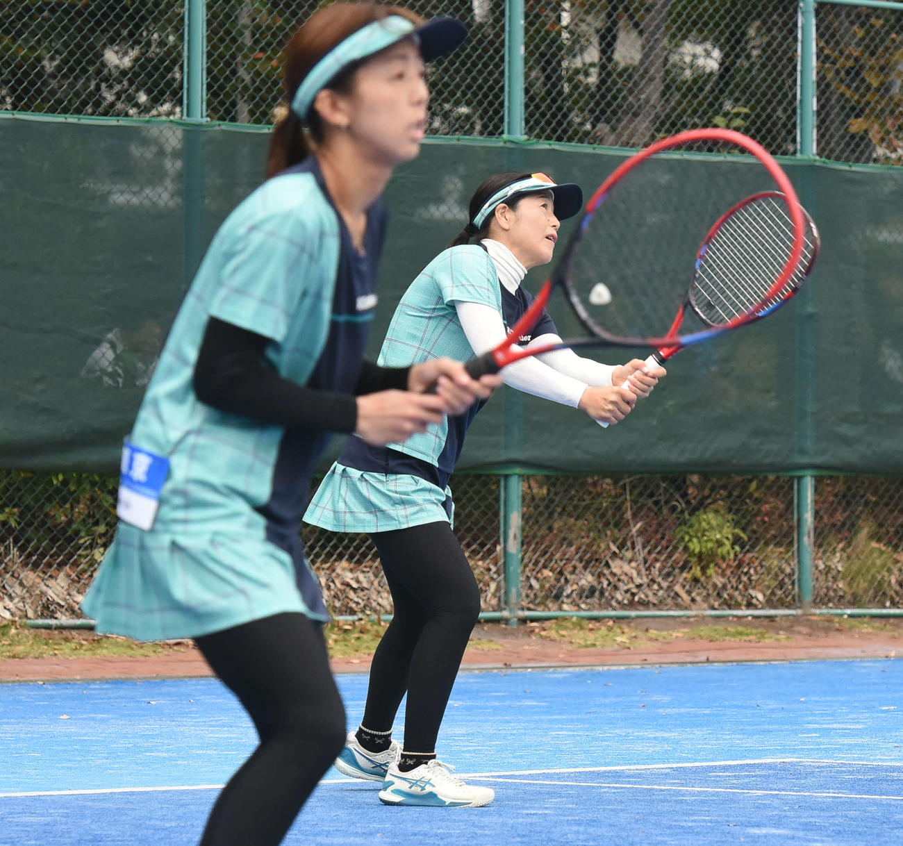優勝した東京都代表のプレー（朝日新聞社提供）