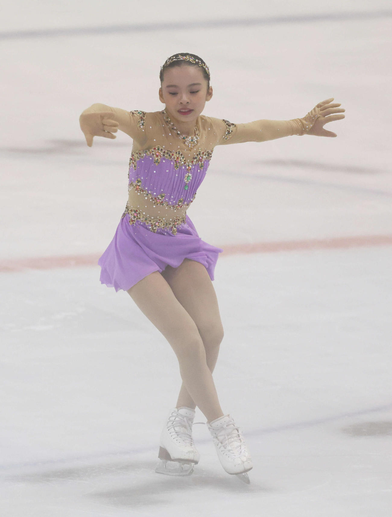ジュニア女子ショートプログラムで演技をする河野莉々愛（撮影・加藤孝規）