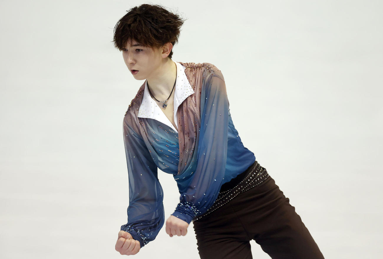 全日本ジュニア選手権の男子フリーで演技する中田璃士（撮影・前田充）