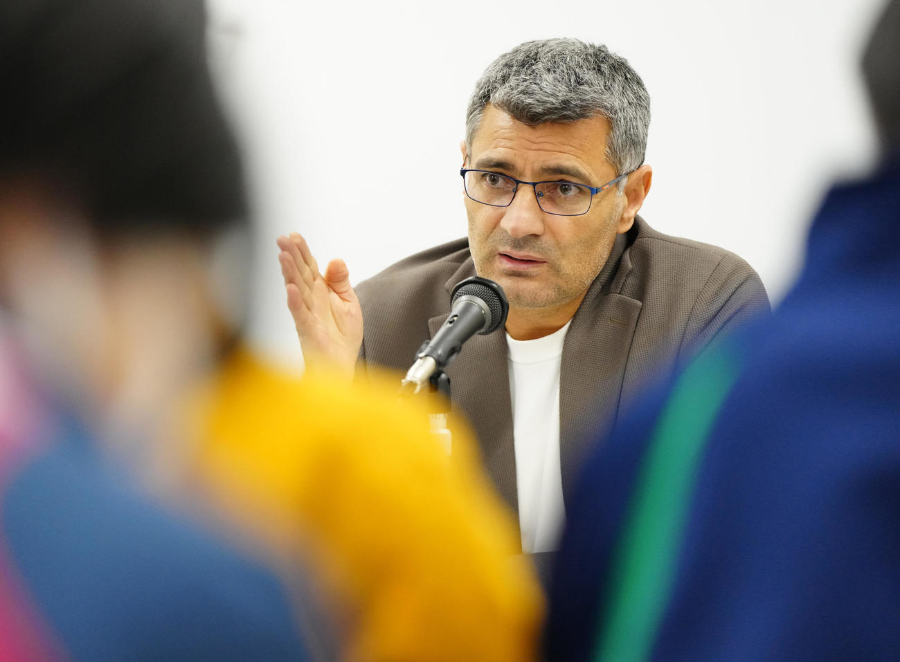 強化指定選手講習会で講師を務める「無課金おじさん」こと射撃のディケチ（撮影・江口和貴）