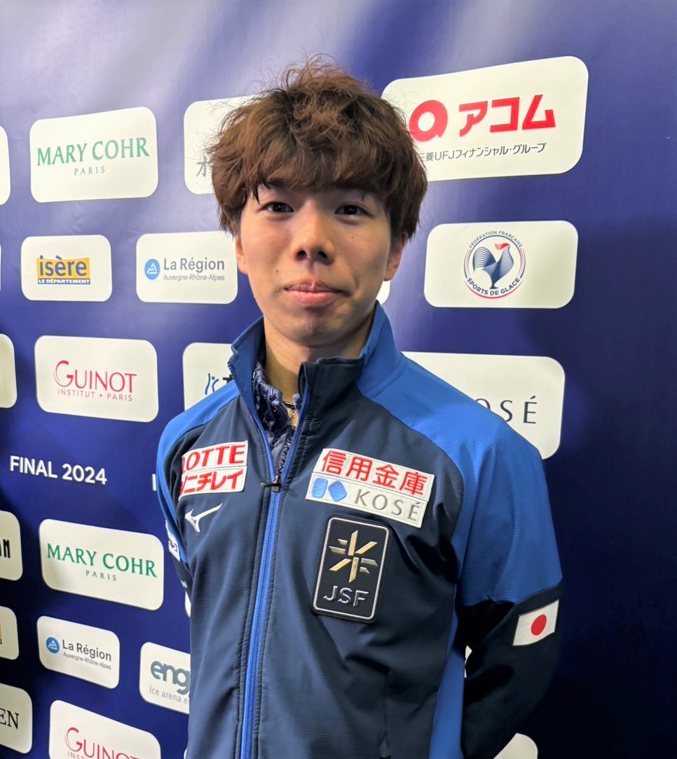 フィギュアスケートGPファイナルの男子SP後の佐藤（撮影・松本愛香）