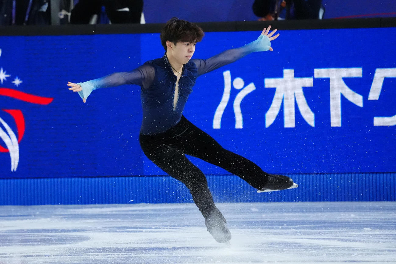 GPファイナル　男子フリー　演技する佐藤駿（撮影　パオロ・ヌッチ）