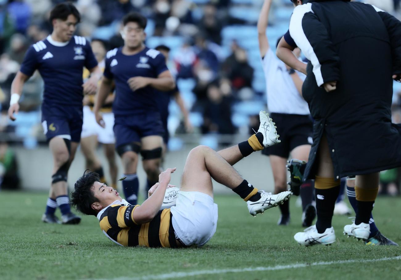 東洋大対慶大　前半、トライを決める慶大・今野（撮影・河田真司）