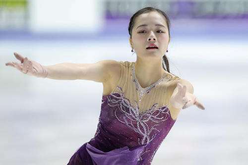 女子SPで演技する籠谷（撮影・前田充）
