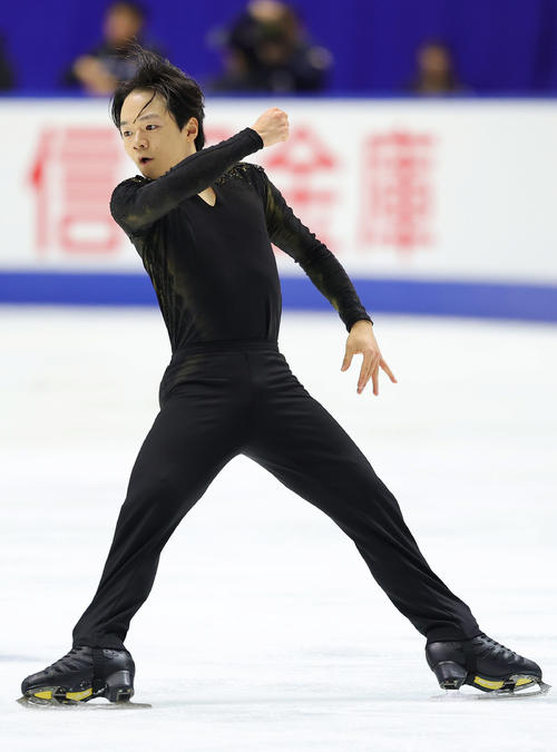 フィギュア】鍵山優真初優勝、16歳中田璃士“飛び級”2位 全日本選手権