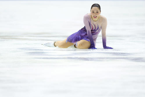 女子フリーの演技を終え、笑顔を見せる樋口(撮影・前田充)