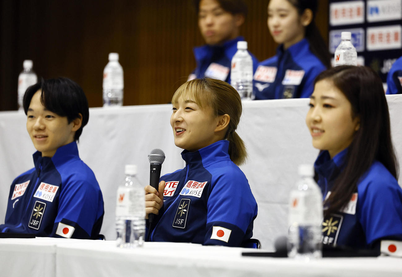 フィギュアの世界選手権出場が決まり、記者会見する坂本花織（撮影・藤尾明華）