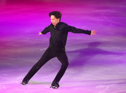 メダリストオンアイスで演技する三浦佳生（撮影・藤尾明華）