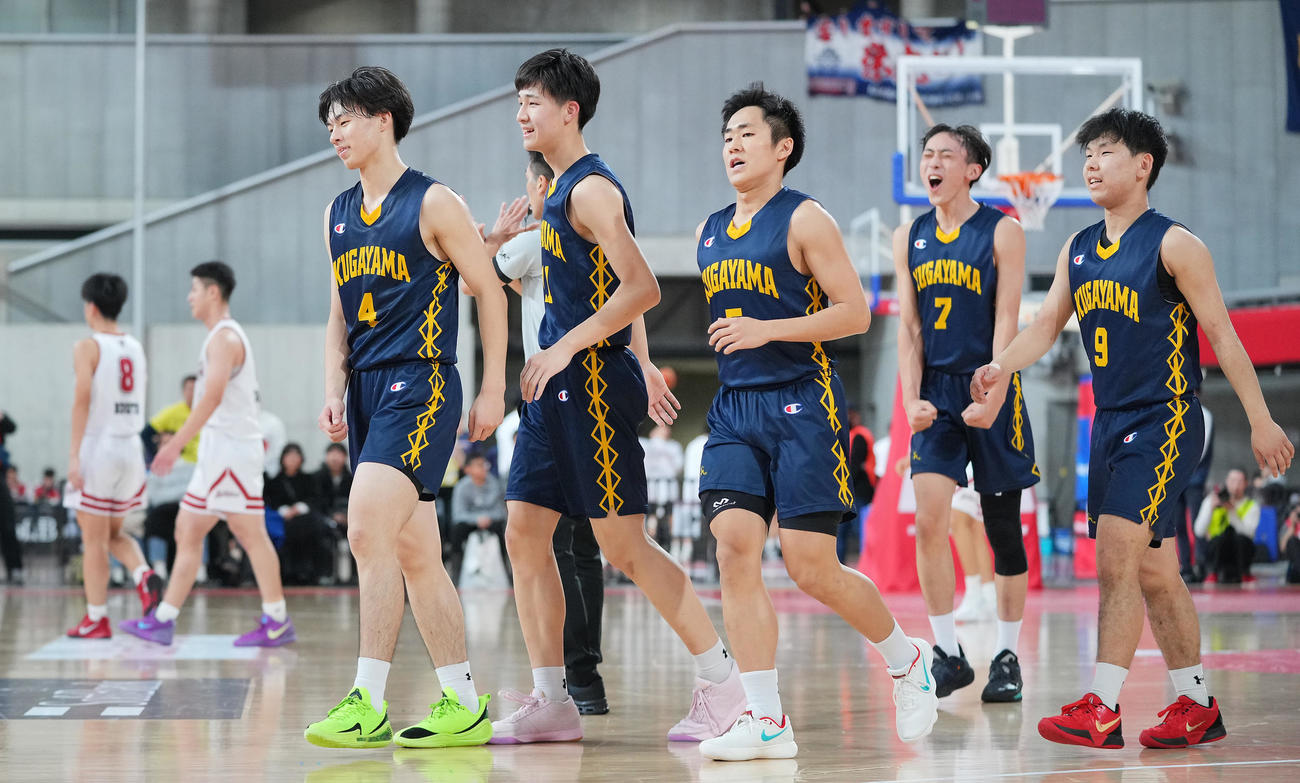 国学院久我山対川内　笑顔を見せる国学院久我山の選手たち（撮影・垰建太）