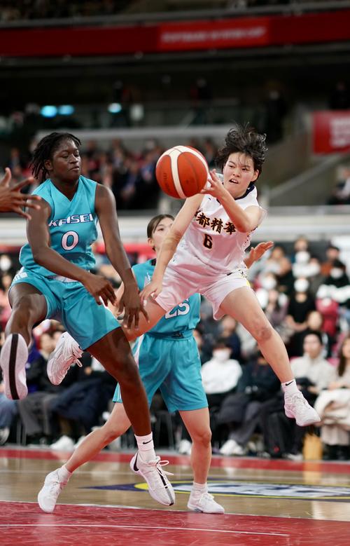 高校バスケ】京都精華学園が史上2校目の3連覇 総体など含め2年連続