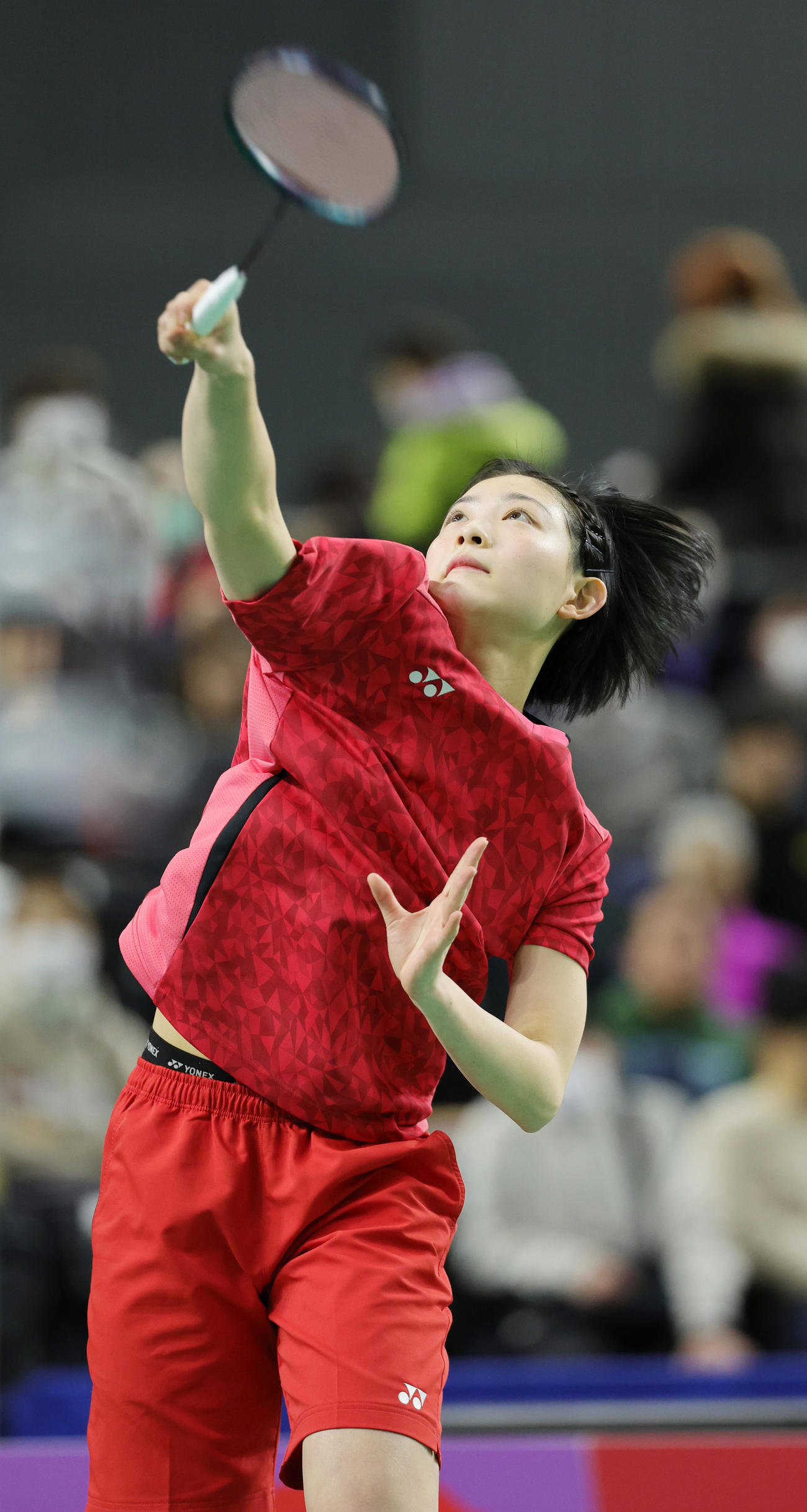 女子シングルスで優勝した宮崎（撮影・野上伸悟）