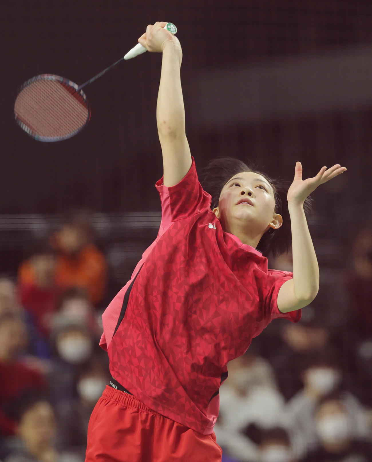 女子シングルスで優勝した宮崎（撮影・野上伸悟）