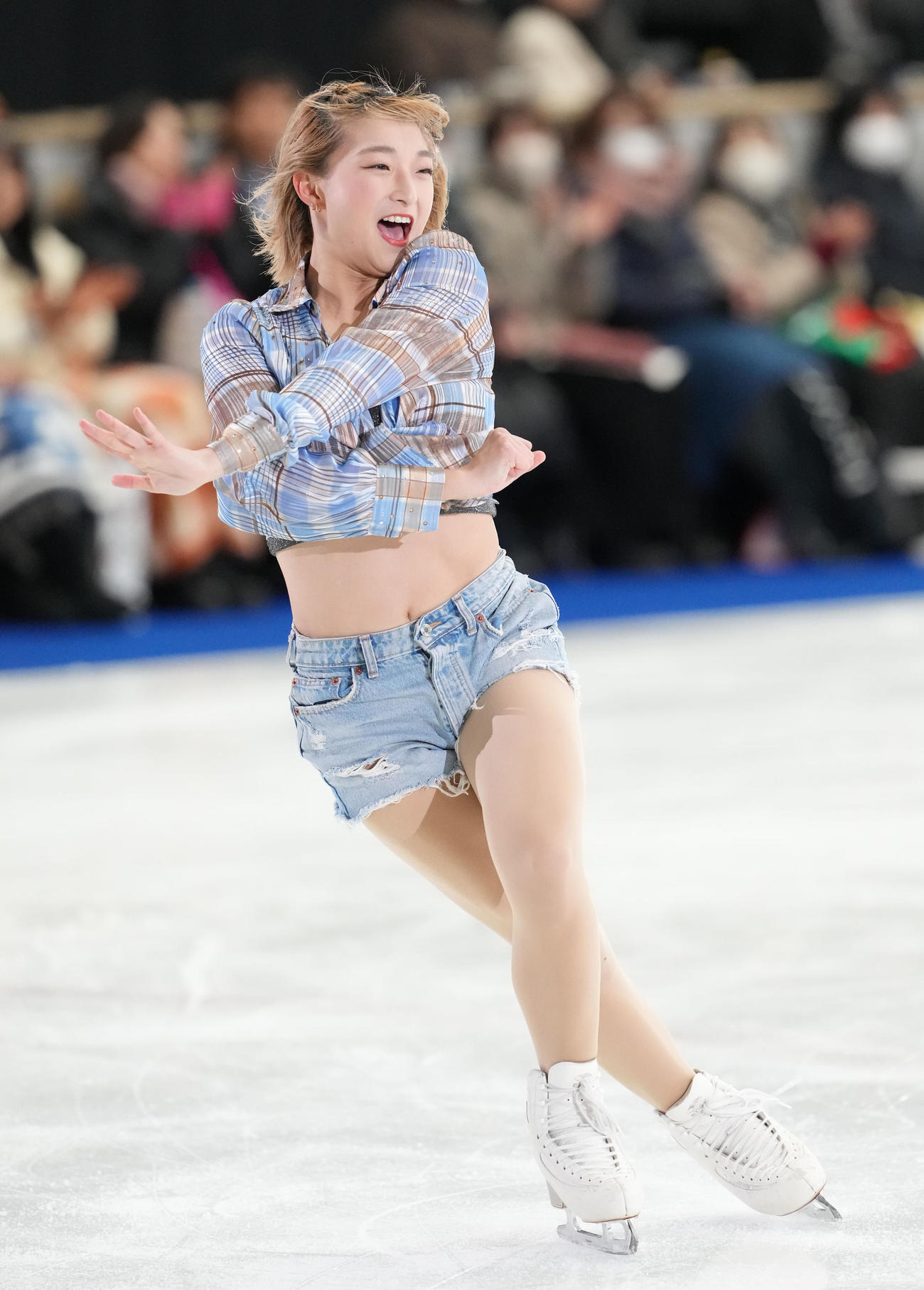 華麗な演技を披露する坂本花織（撮影・森本幸一）