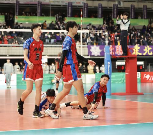 春高バレー】洛南エース中上烈「普段通りのプレー出せなかった」川内