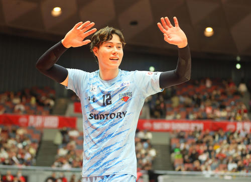 バレー】高橋藍「余韻に浸れるような面白い試合を」広島をストレートで
