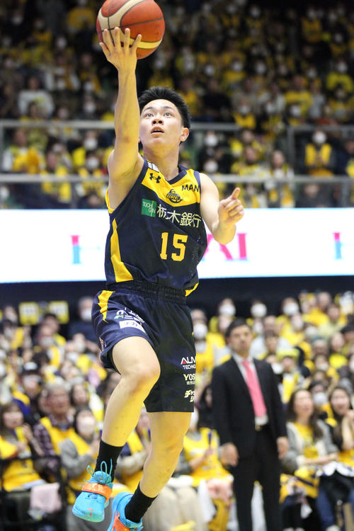 バスケ】宇都宮20歳石川裕大ホームで初2桁得点 U15同僚・星川開聖