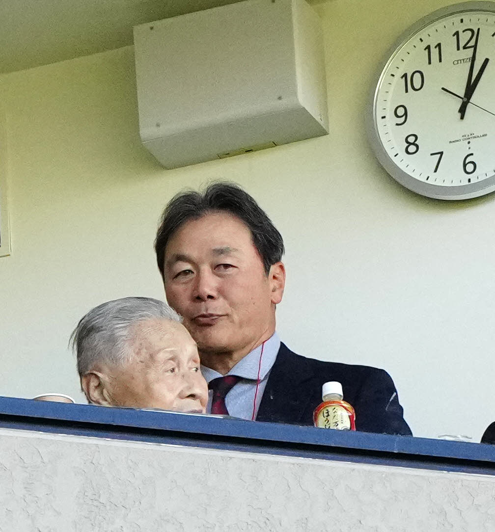 早大対帝京大　森氏（左）と清宮氏（撮影・江口和貴）