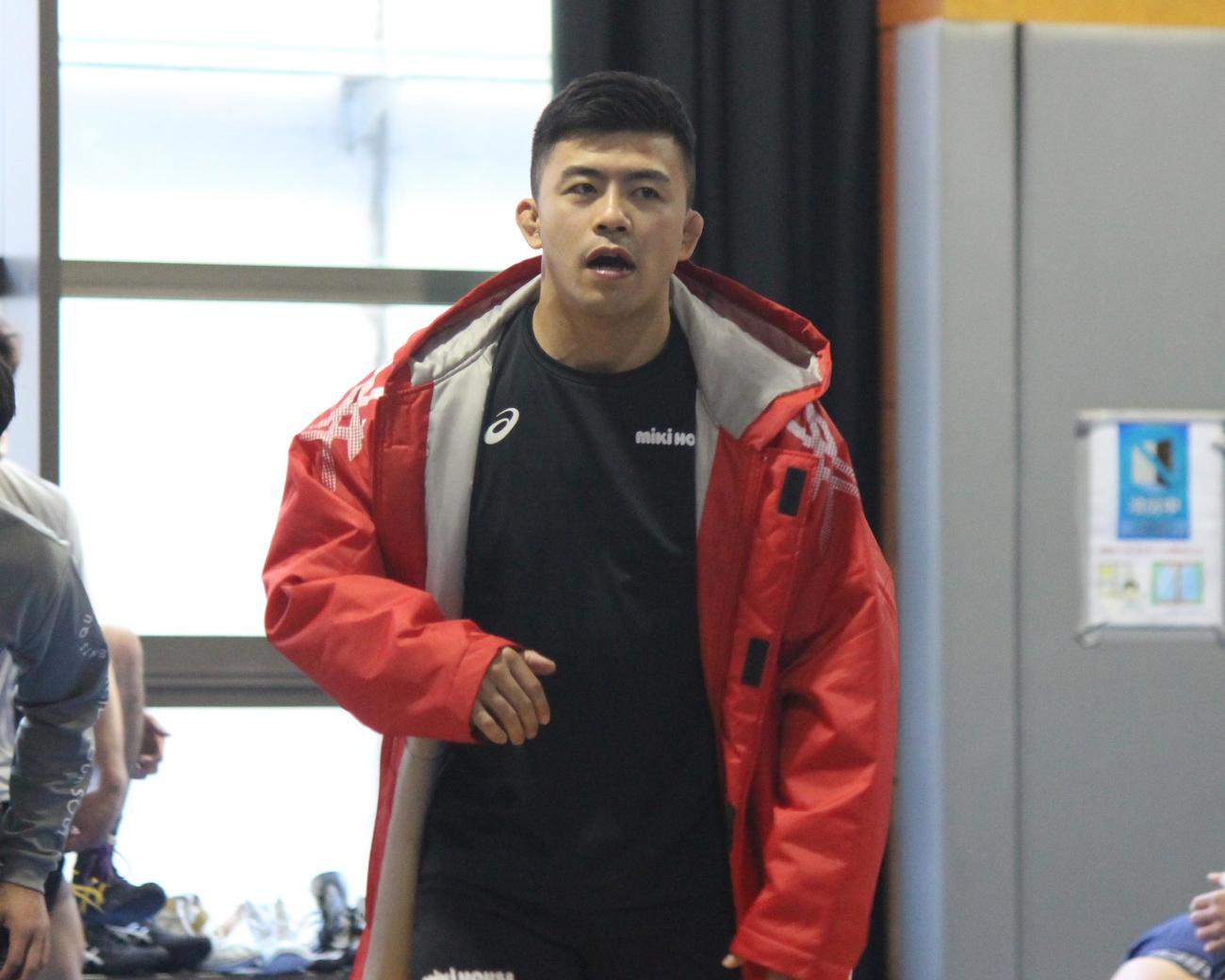 約5カ月ぶりの練習に臨む文田（撮影・勝部晃多）