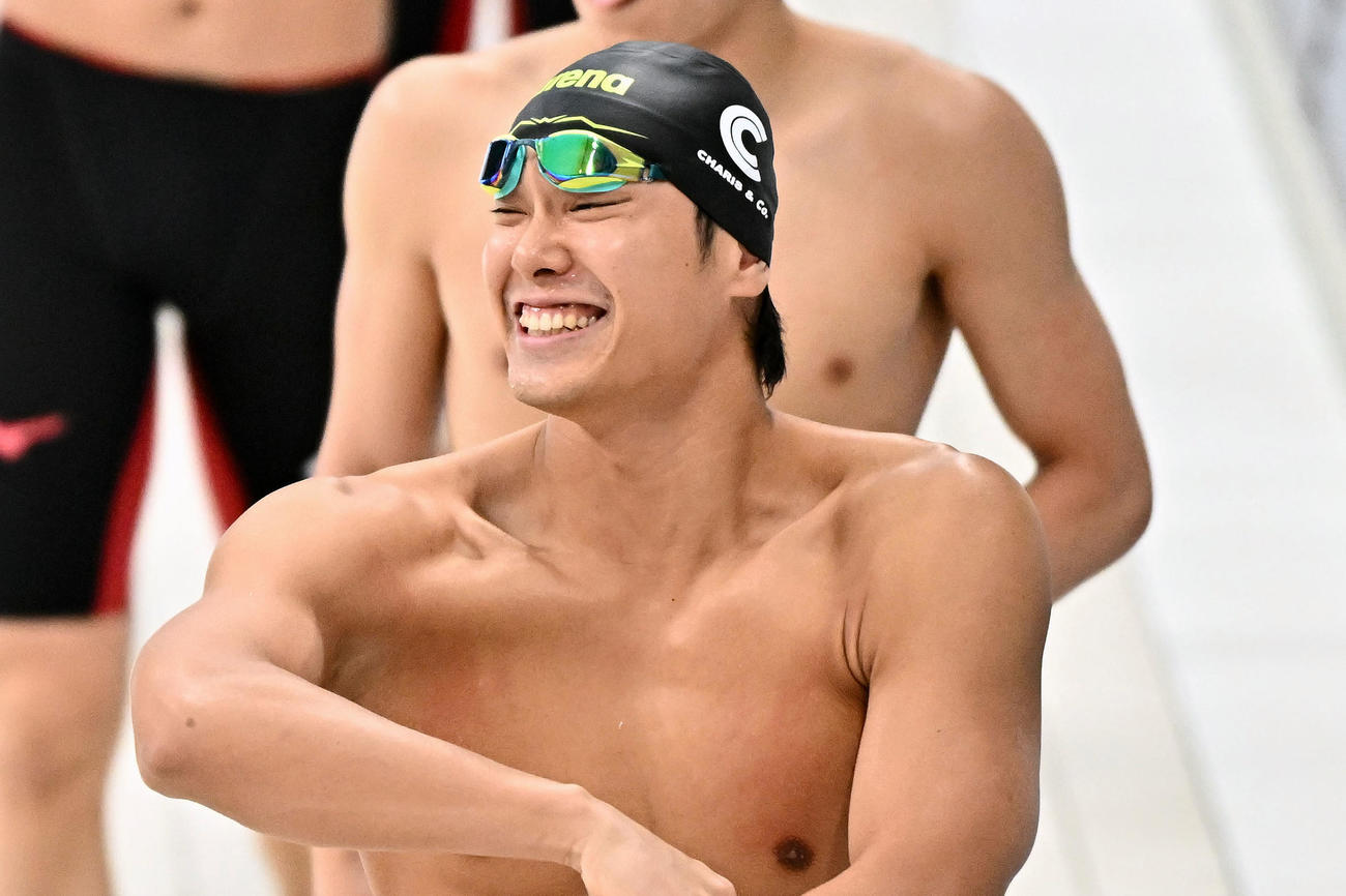 男子50メートル自由形予選にリラックスした表情で臨む中村（撮影・滝沢徹郎）