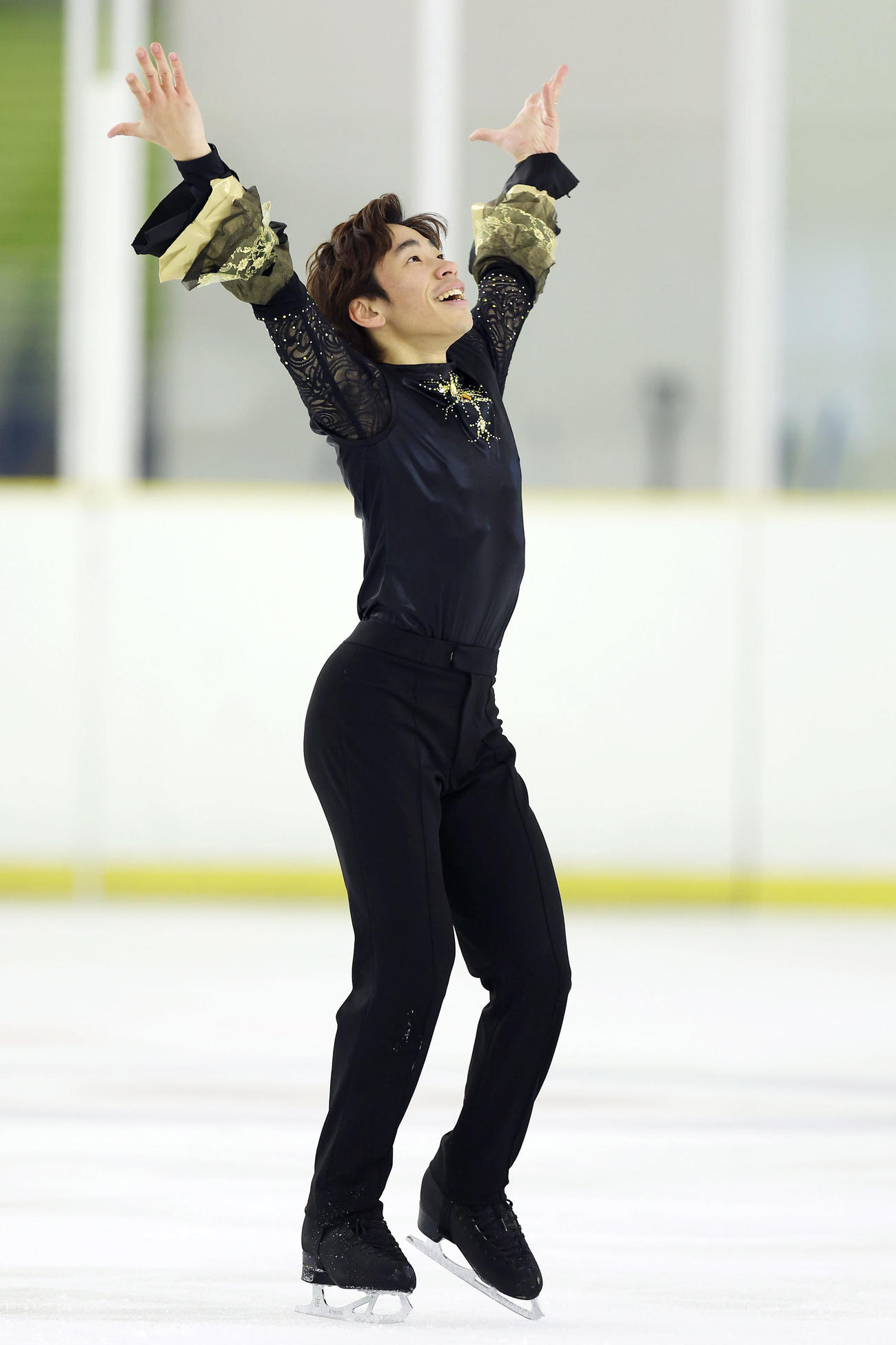 成年男子SPで演技する織田信成（撮影・前田充）