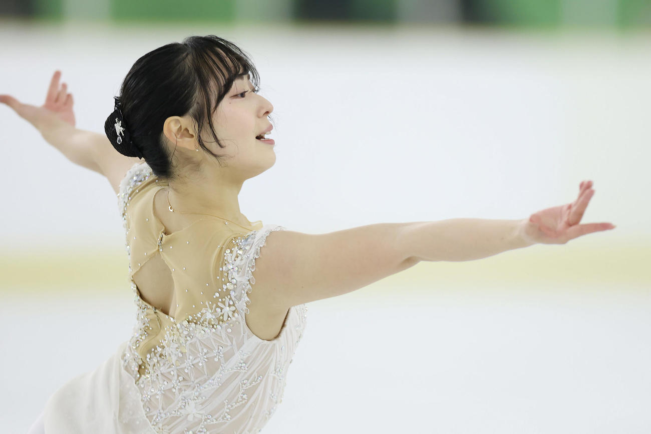 成年女子SPで演技する三宅（撮影・前田充）