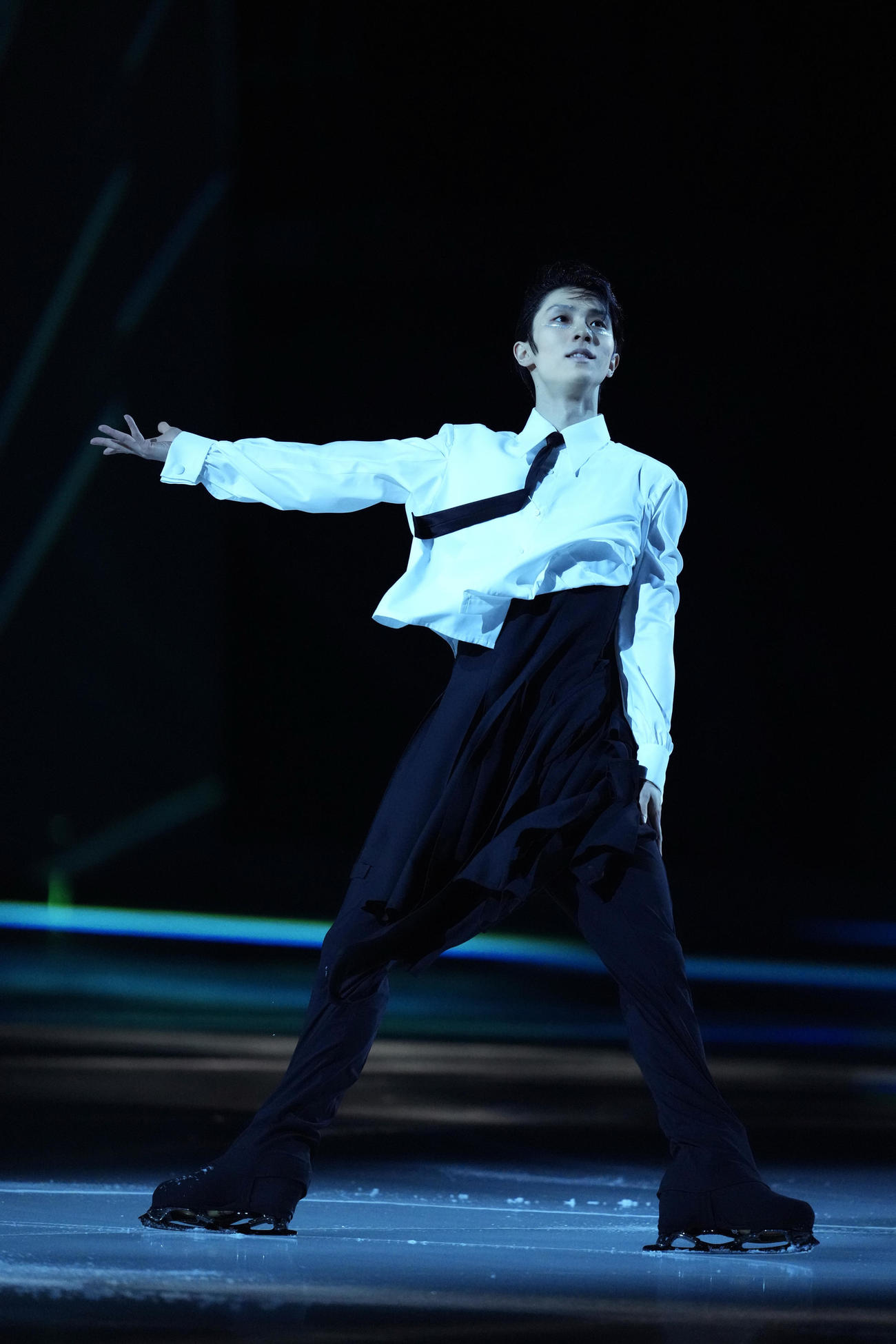 単独アイスショーの全国ツアー「Echoes of Life」の千秋楽公演で熱演する羽生結弦さん(C)Echoes of Life Official