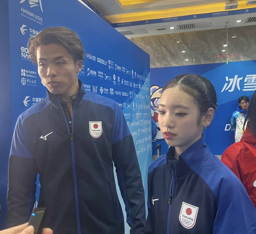 フリーを終え、取材に応じた長岡柚奈、森口澄士組（撮影・竹本穂乃加）