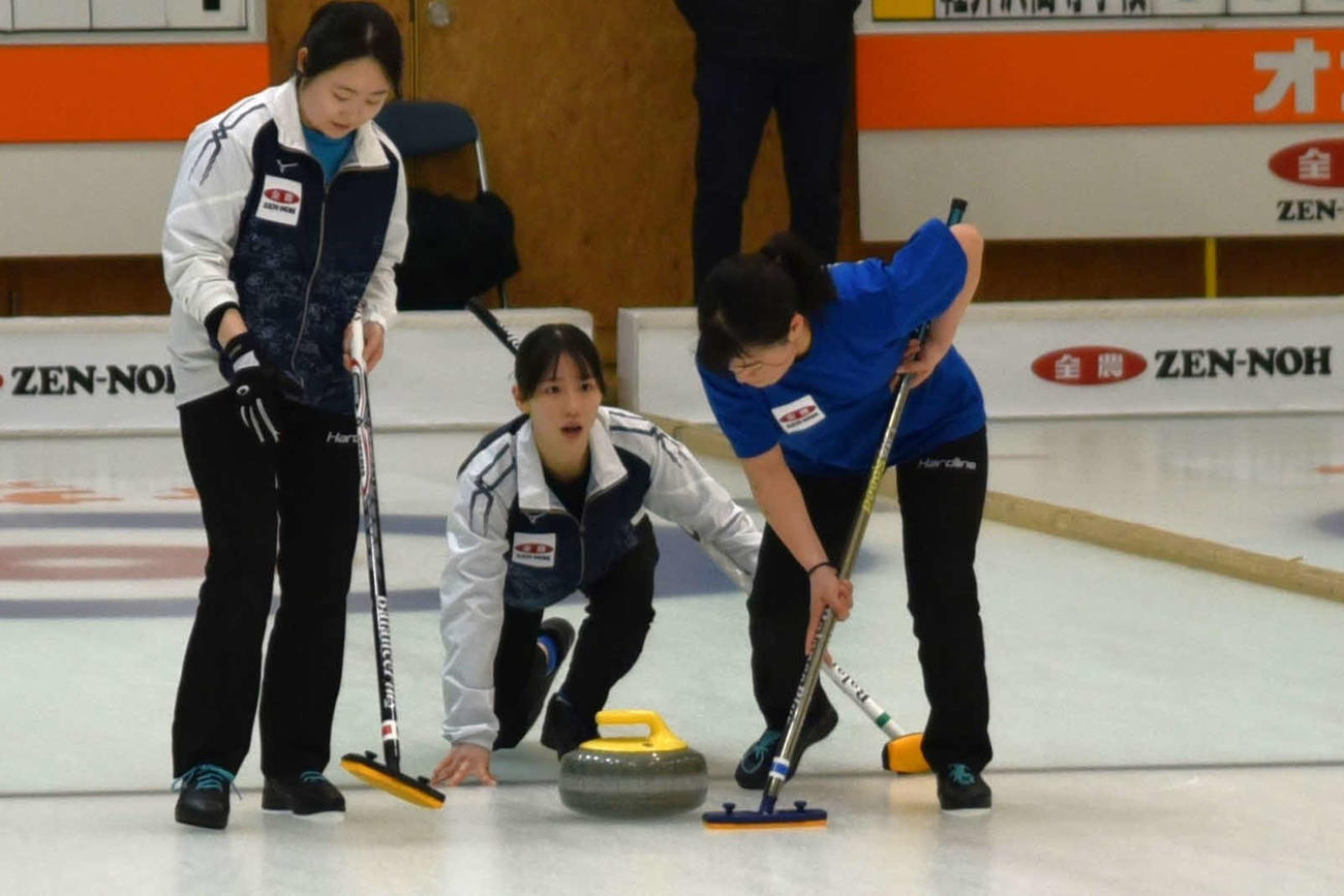 女子優勝の北見藤高