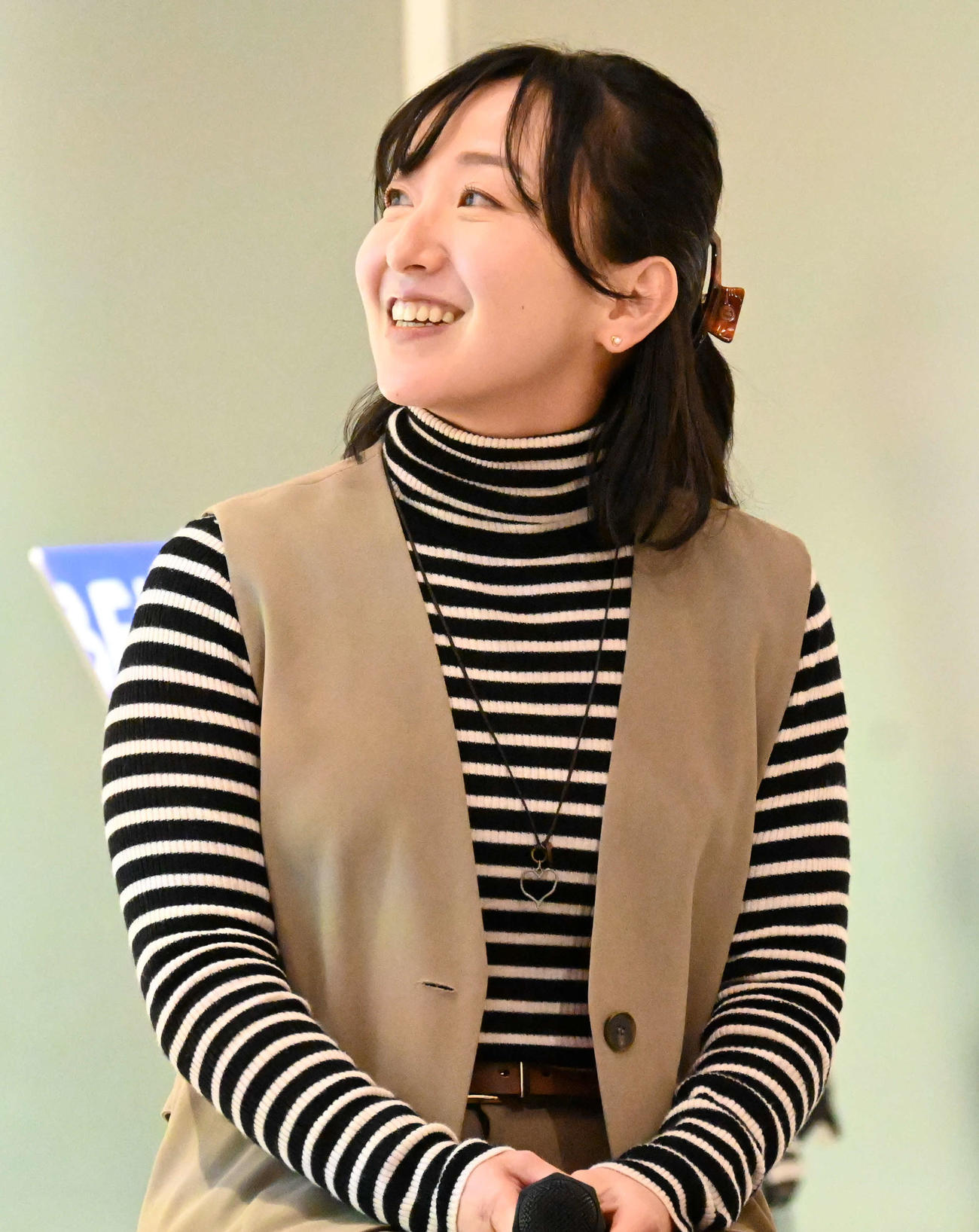 サウナに関するセミナーに出席し笑顔を見せるロコ・ソラーレ藤沢五月（撮影・飯岡大暉）