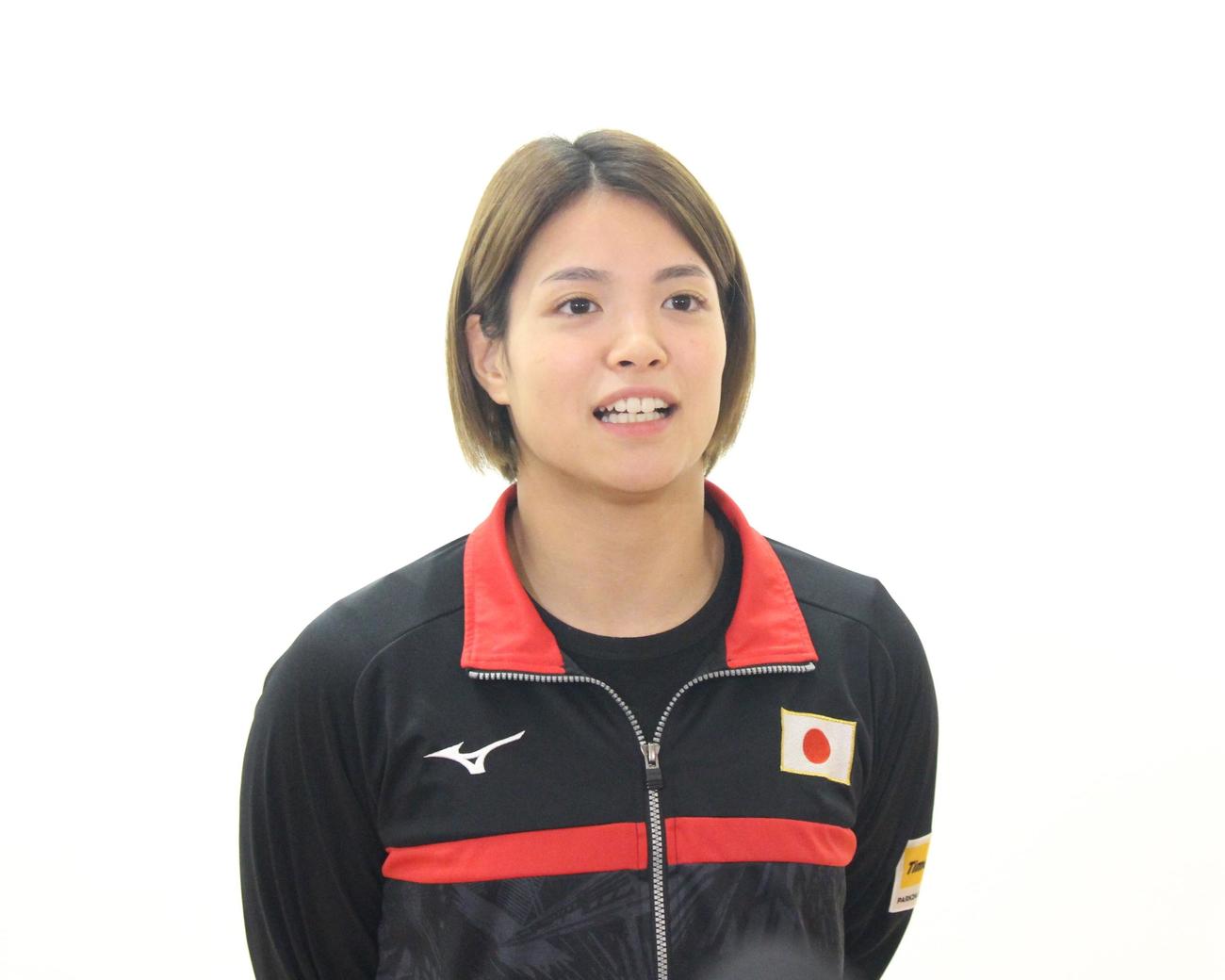 GSバクーから帰国し、取材に応じる阿部詩（撮影・勝部晃多）