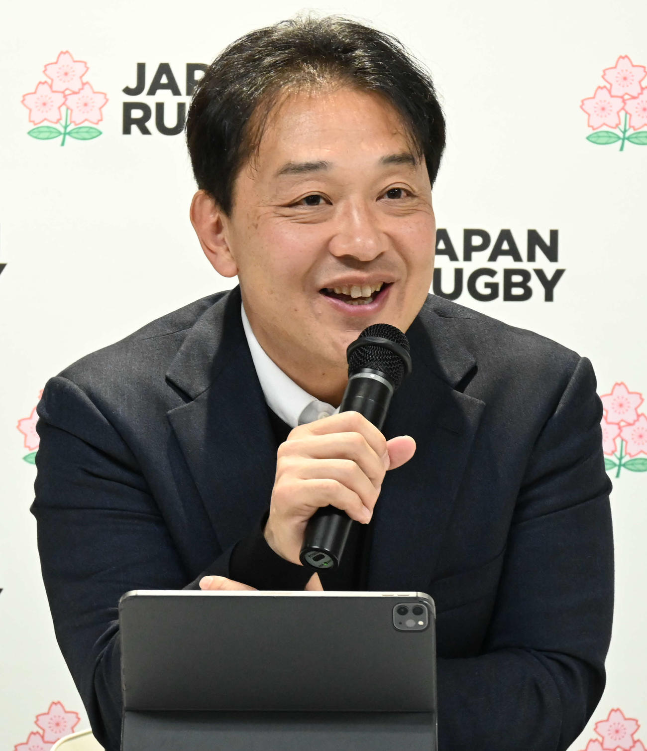日本協会の岩渕健輔専務理事（2025年1月撮影）