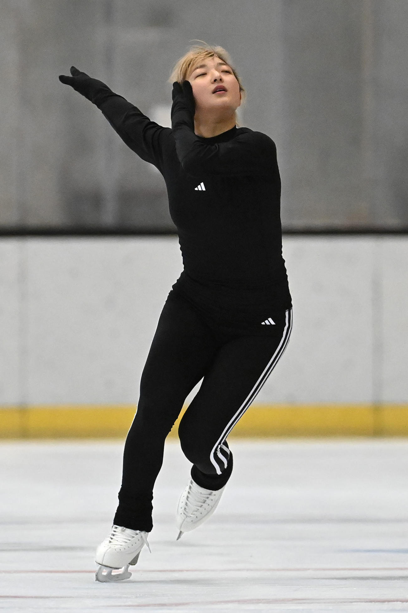 練習を公開したフィギュアスケート女子の坂本花織（撮影・滝沢美穂子）