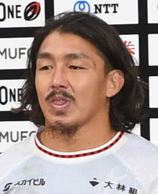 公式戦通算100試合出場を達成した横浜・嶋田直人（2024年12月撮影）