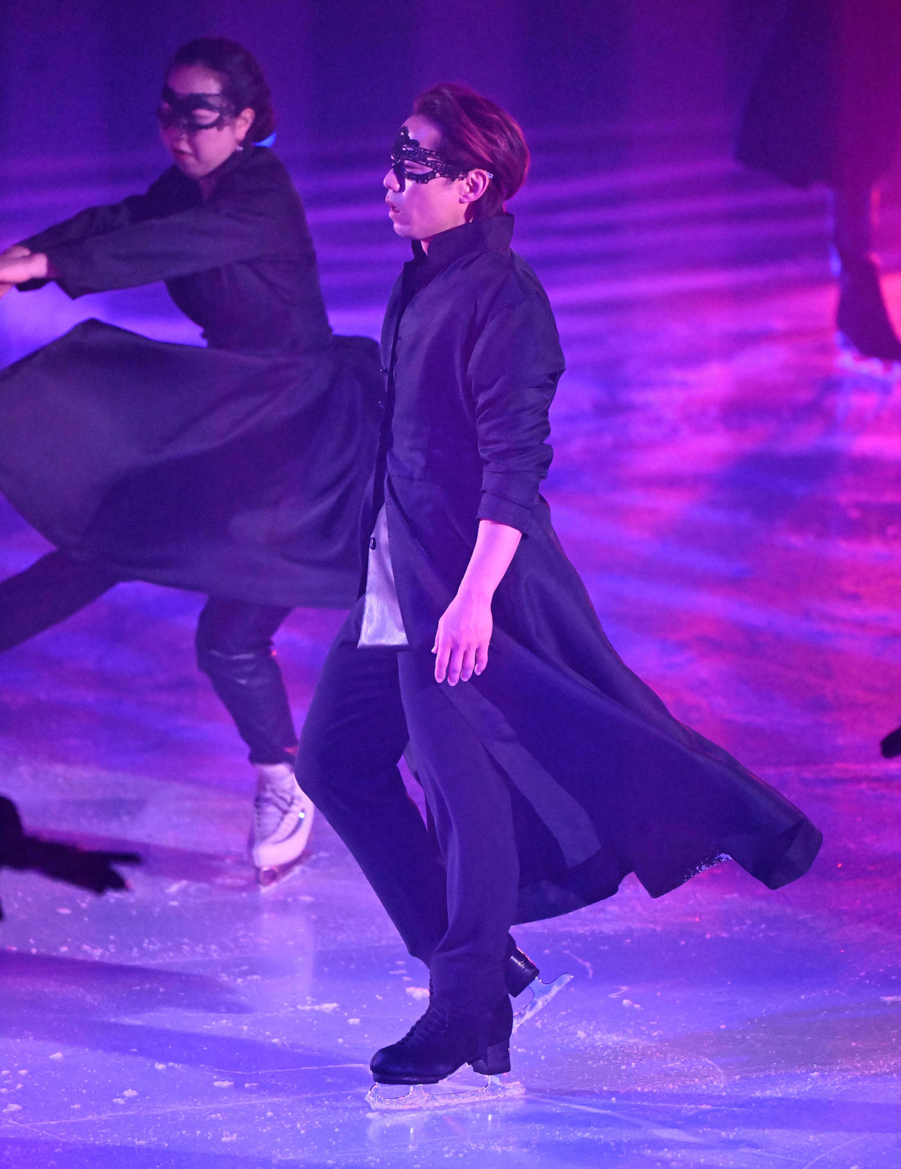 滑走屋の公開リハーサルで演じる高橋大輔（右）（撮影・石井愛子）