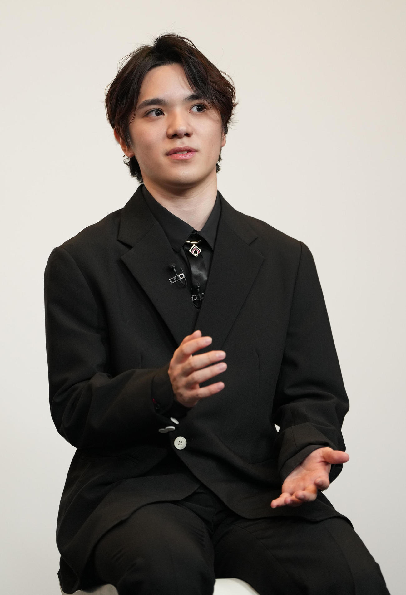 自身初のプロデュースアイスショー記者会見を行う宇野昌磨（撮影・森本幸一）