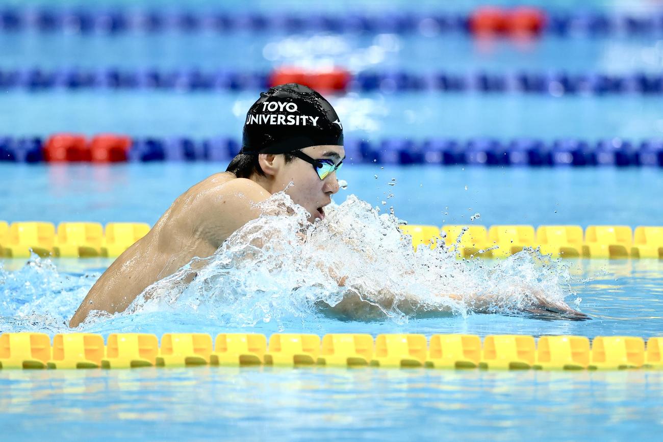 男子400メートル個人メドレー予選に臨む松下（撮影・河田真司）