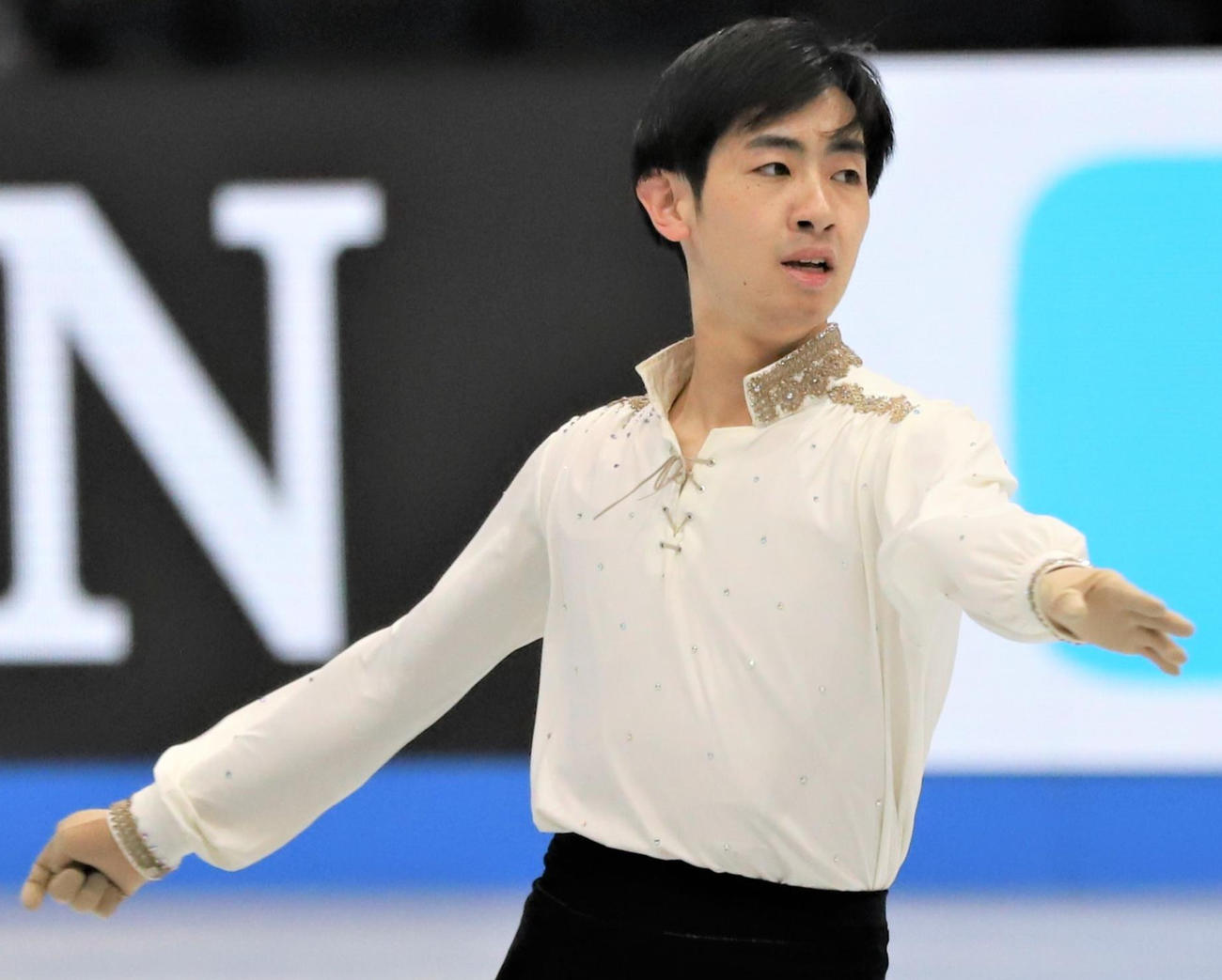 世界選手権男子SPで演技を披露する壷井達也（撮影・藤塚大輔）