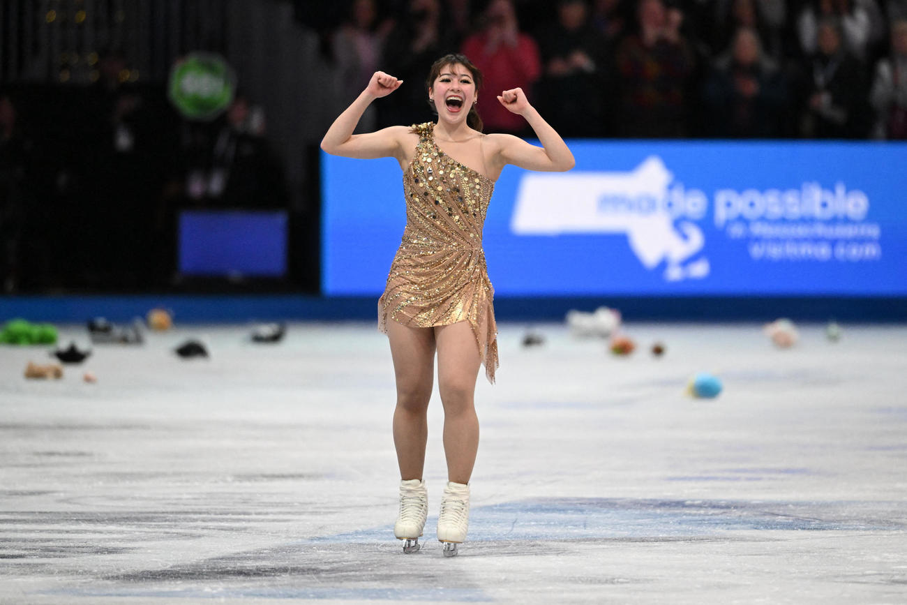 世界選手権で初優勝を飾ったアリサ・リュウ（２０２５年３月２８日、ロイター）