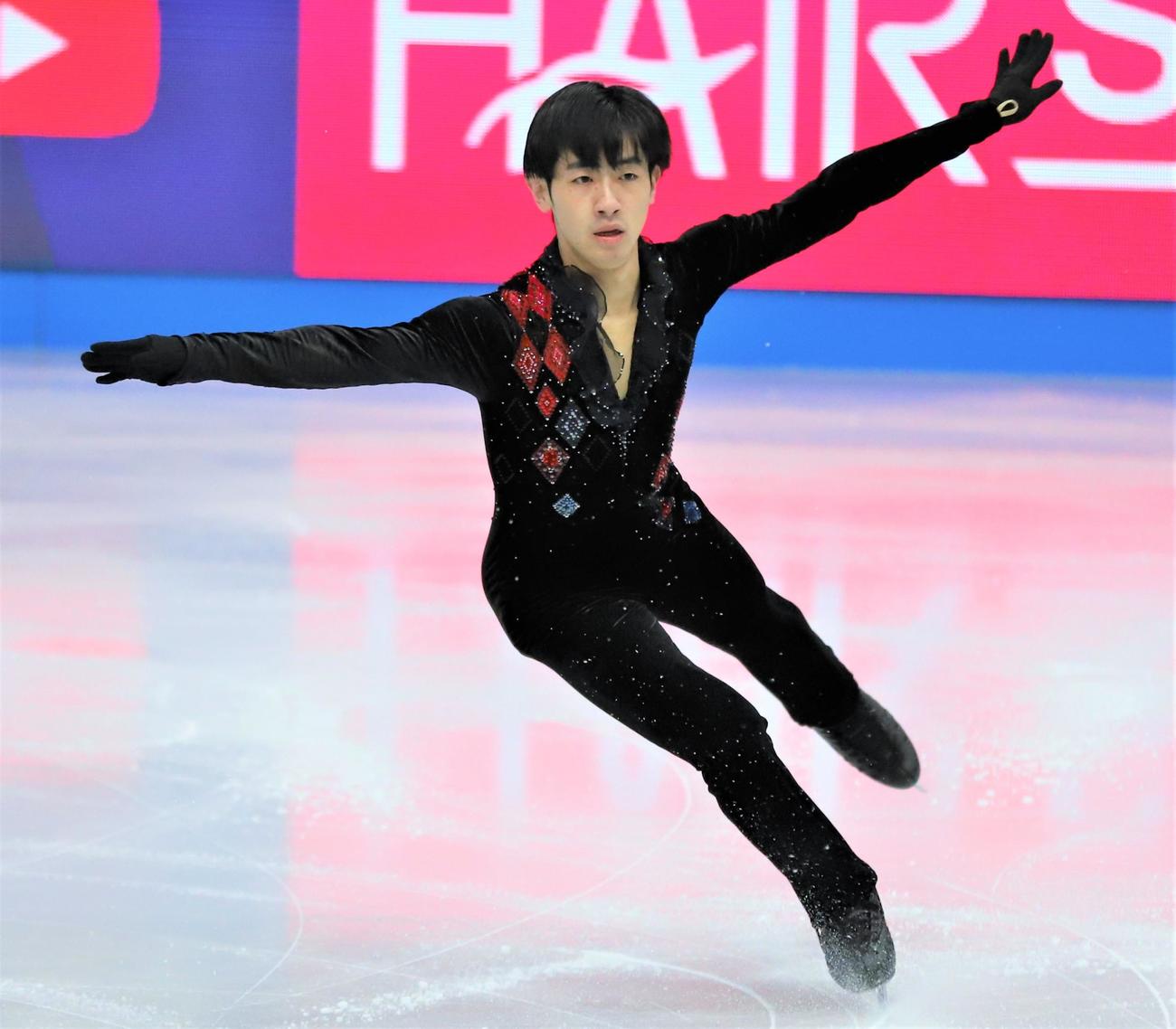 世界選手権男子フリーで演技を披露する壷井達也（撮影・藤塚大輔）