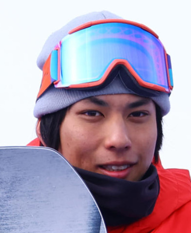 平野流佳（2022年2月撮影）