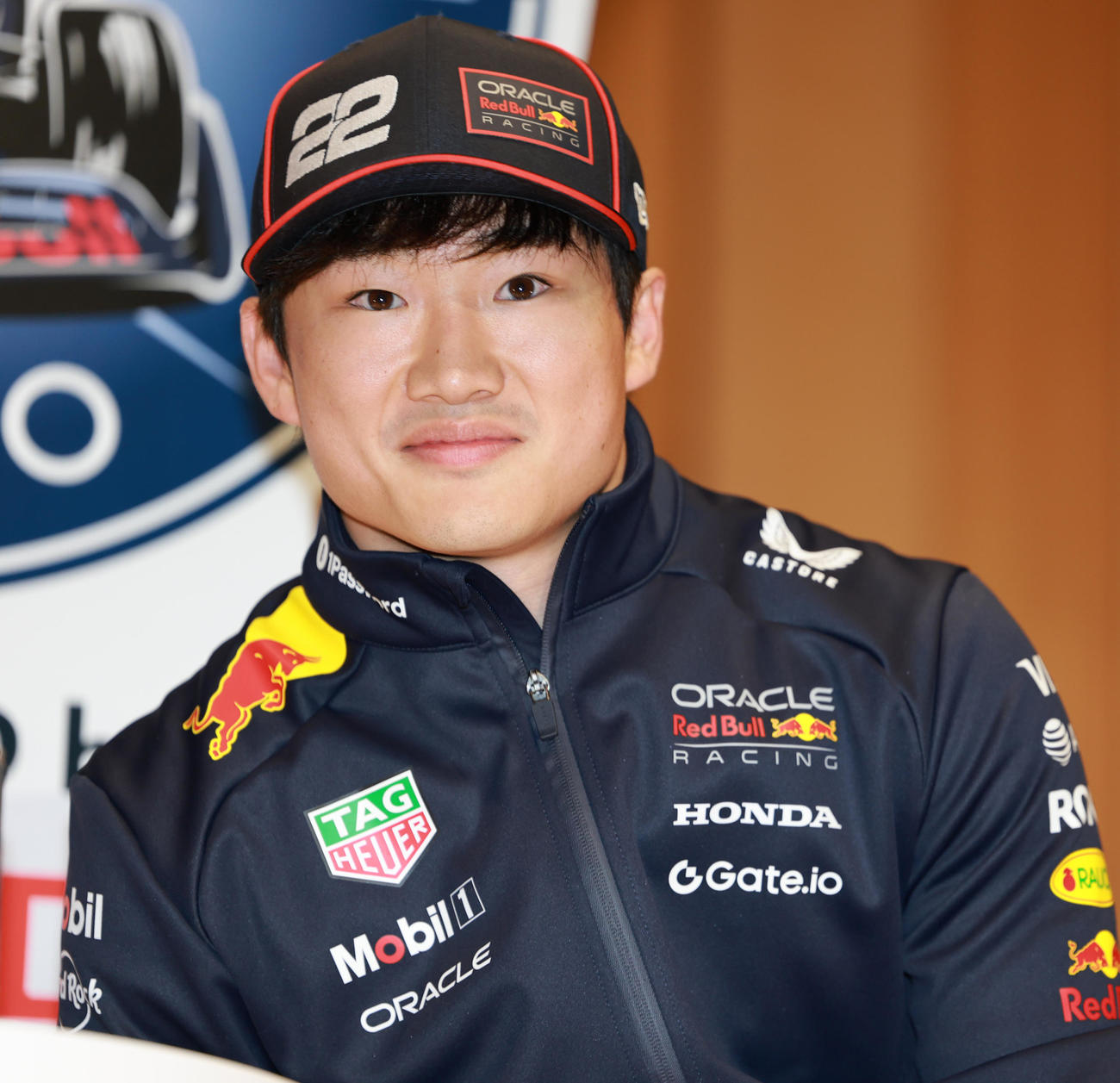 「Red Bull Showrun×Powered by Honda」を終え会見するるRed Bull Racingの角田（撮影・野上伸悟）