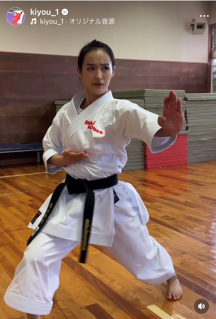 インスタグラムで空手の動画を公開した清水希容さん（画像はスクリーンショット）