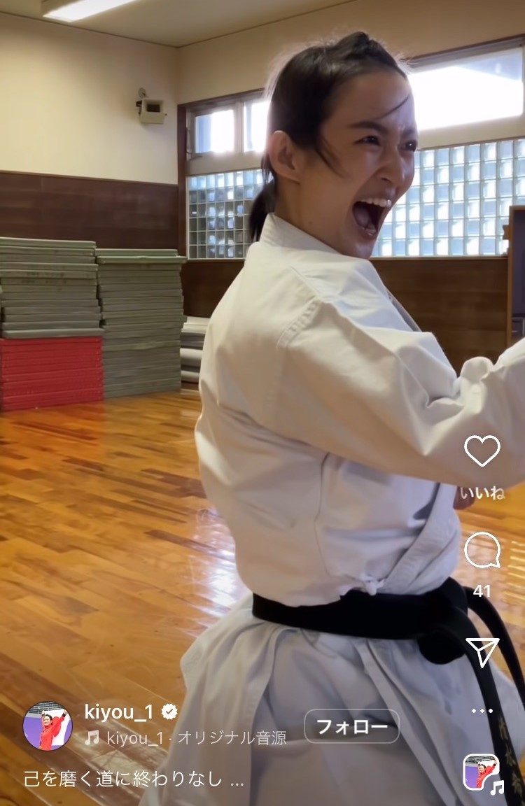 インスタグラムで空手の動画を公開した清水希容さん（画像はスクリーンショット）