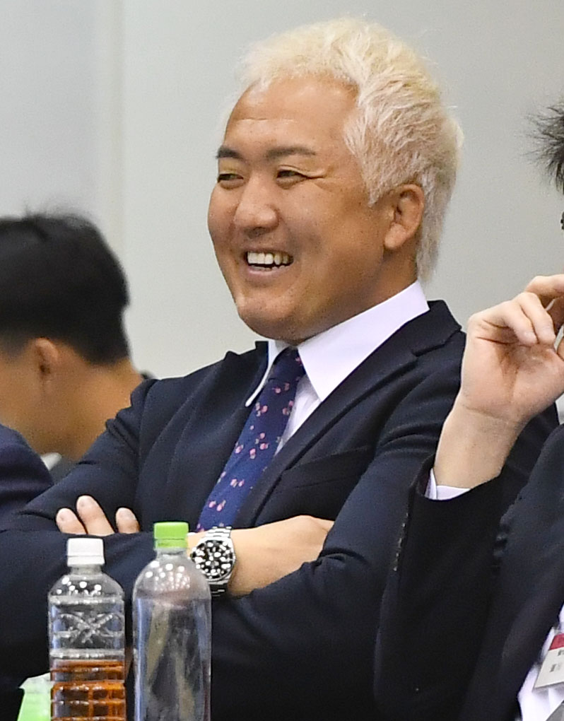 柔道男子日本代表の鈴木桂治監督（撮影・岩下翔太）