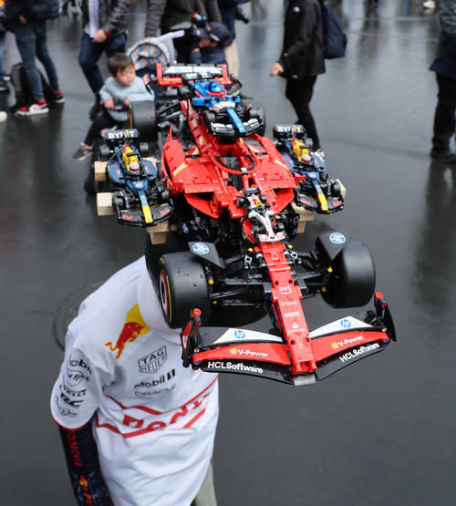 色々なアイディアで楽しむF1ファン（撮影・宮崎幸一）