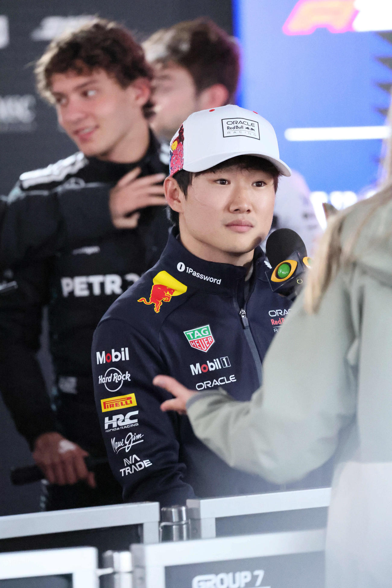 レース後のインタビューに応えるレッドブル・ホンダの角田裕毅（撮影・宮崎幸一）